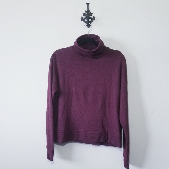 Aritzia Community Allora Turtleneck Size S Burgundy - Picture 2 of 4